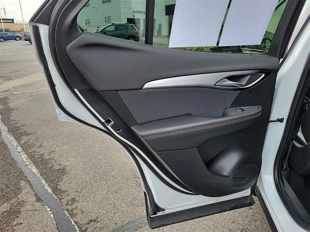 Used 2025 Buick Envision Sport Touring image 13