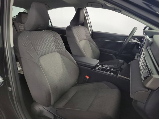 Used 2025 Toyota Camry LE FWD image 15