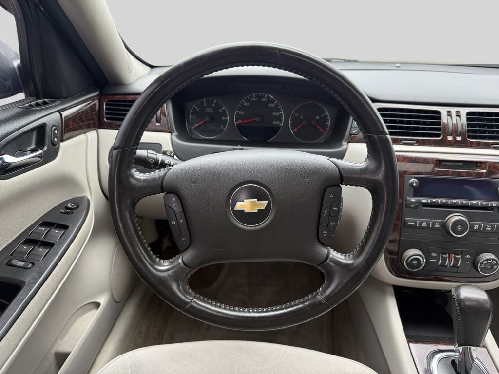 Used 2012 Chevrolet Impala LT w/ LT Sunroof Package FWD image 18