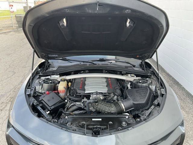 Used 2018 Chevrolet Camaro SS image 6