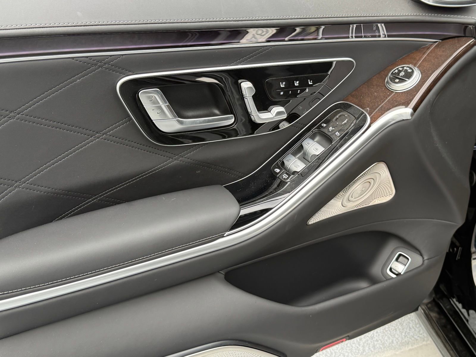 New 2026 Mercedes-Benz Maybach S 580 4MATIC image 19