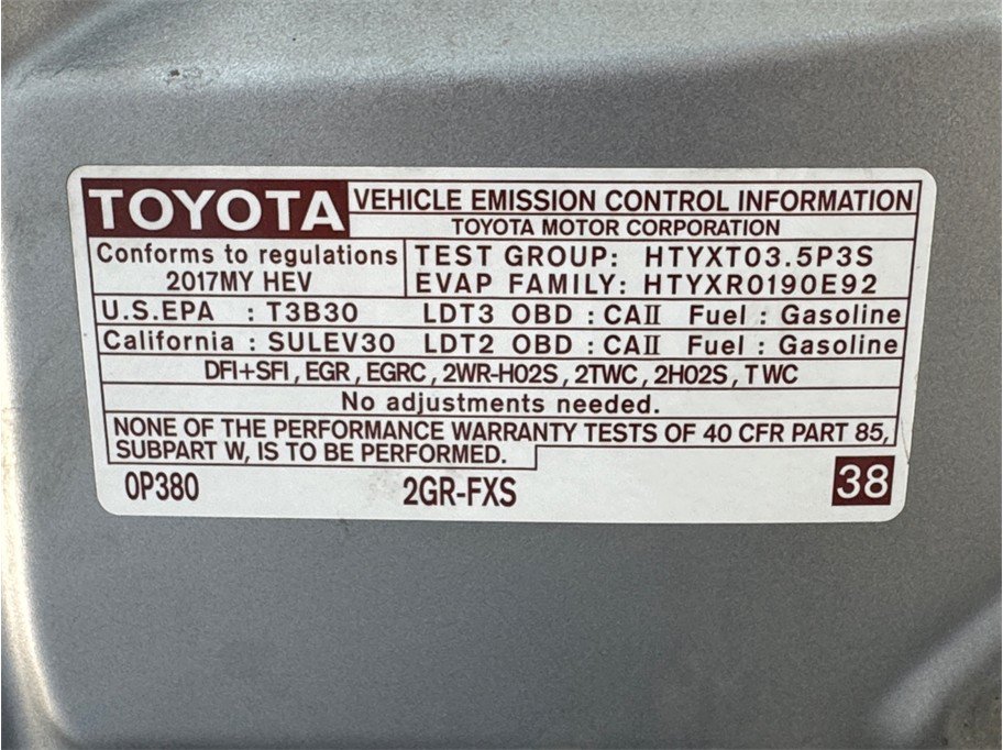 Used 2017 Toyota Highlander Limited Platinum AWD/4WD image 29