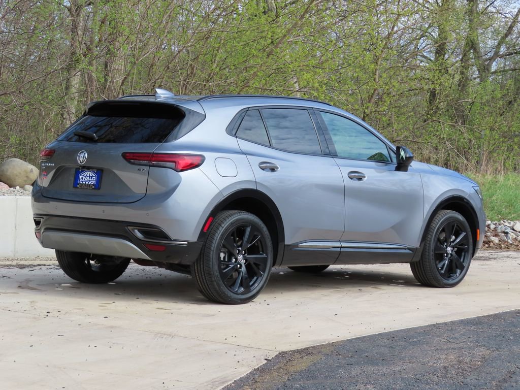 Certified 2022 Buick Envision Preferred AWD/4WD image 3