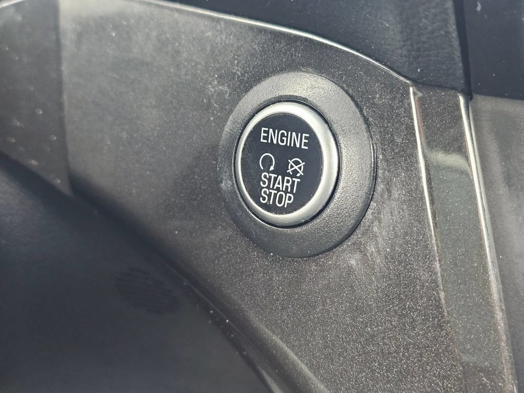 Used 2017 Ford Escape Titanium FWD image 34
