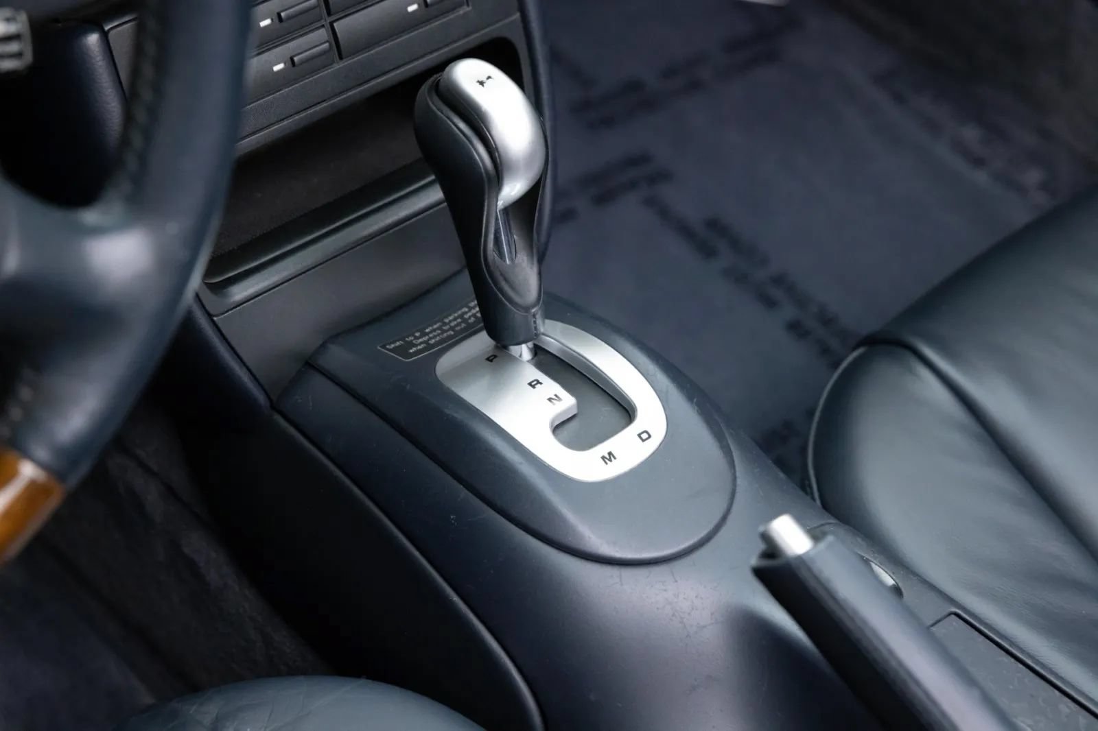 Used 2000 Porsche 911 Carrera 4 AWD/4WD image 18