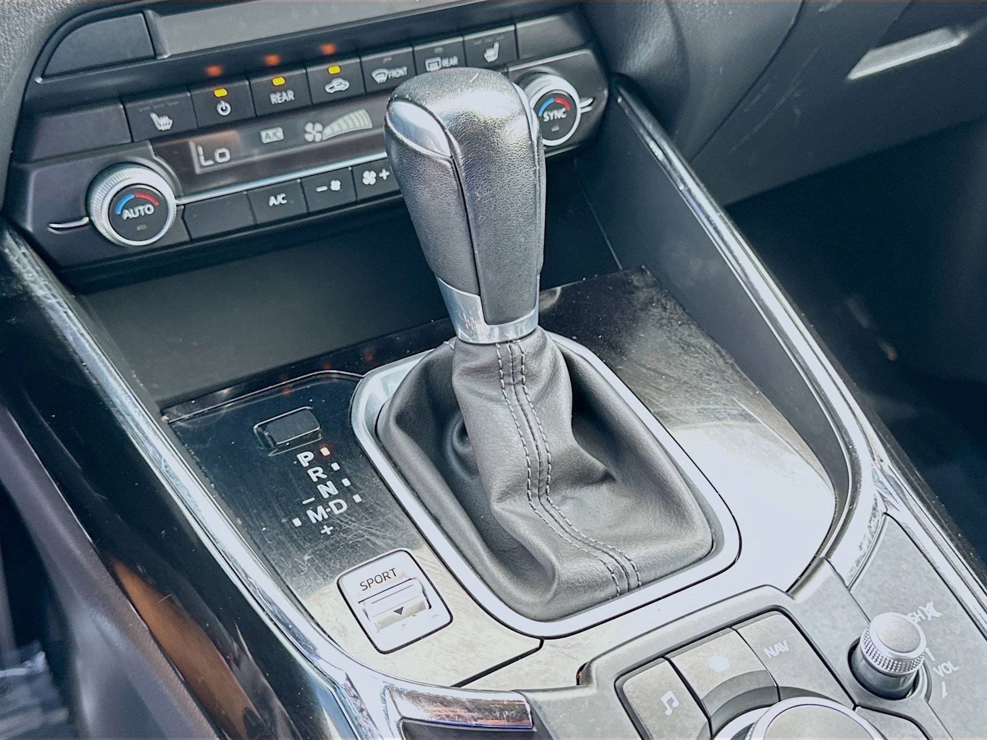 Used 2020 MAZDA CX-9 Touring w/ Touring Premium Package image 13