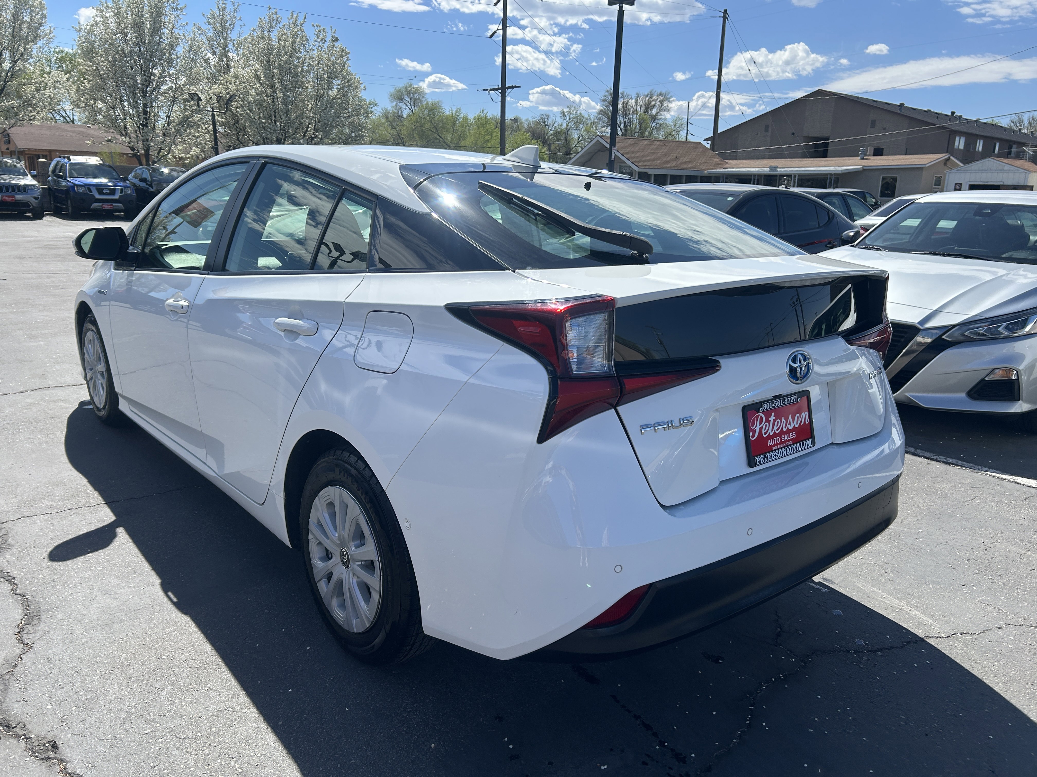Used 2019 Toyota Prius LE image 6