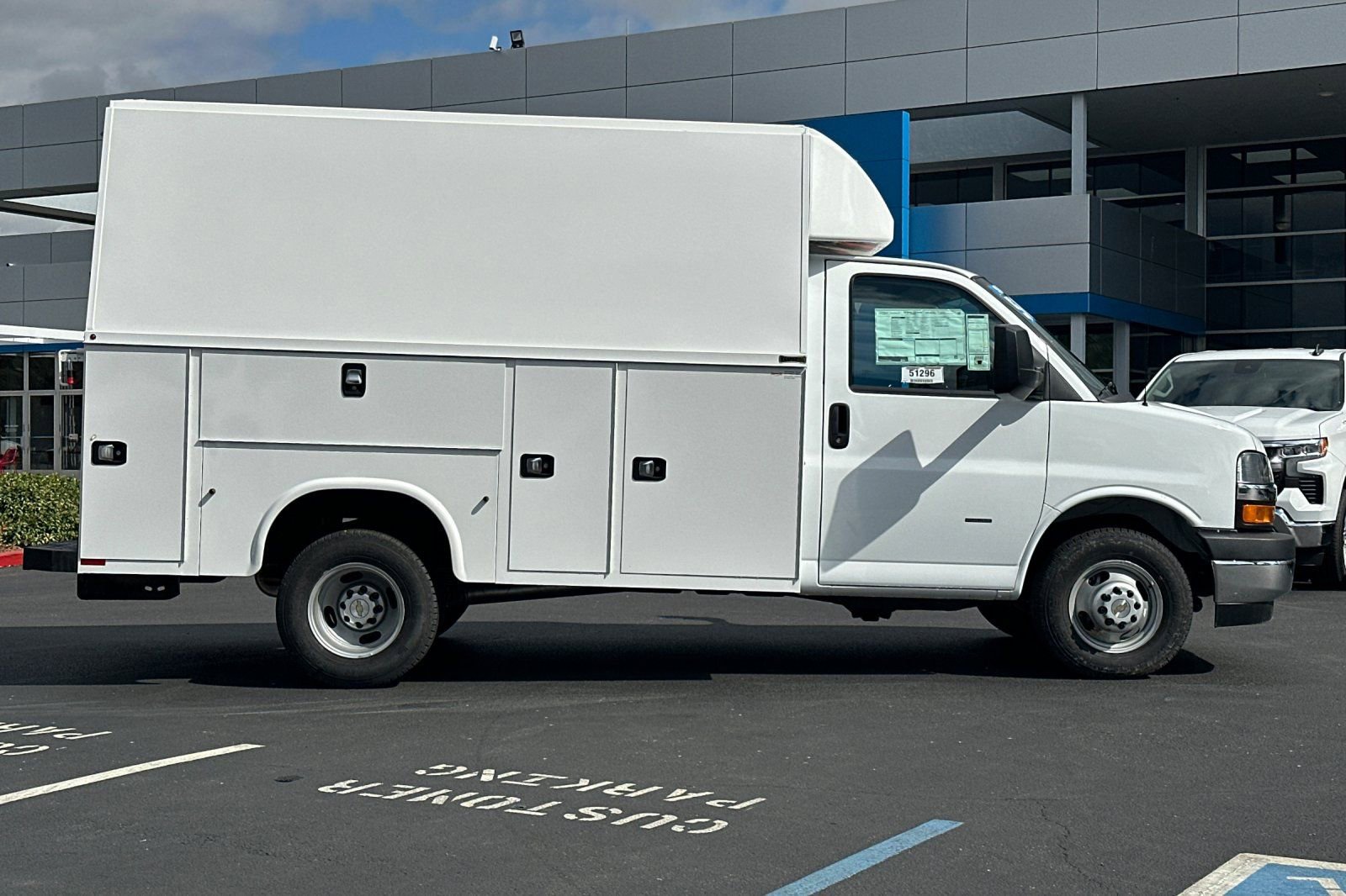 New 2024 Chevrolet Express 3500 w/ Power Convenience Package image 2