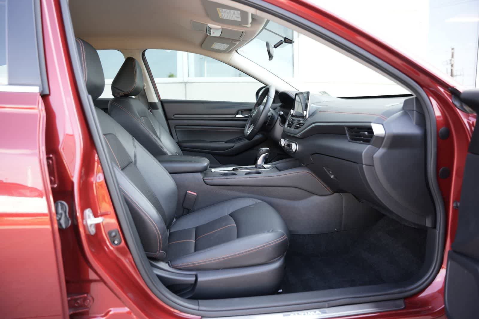 Used 2019 Nissan Altima 2.5 SR FWD image 22