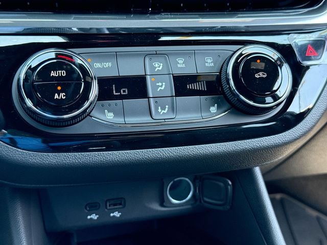 New 2026 Buick Envista Sport Touring w/ Convenience I Package FWD image 18