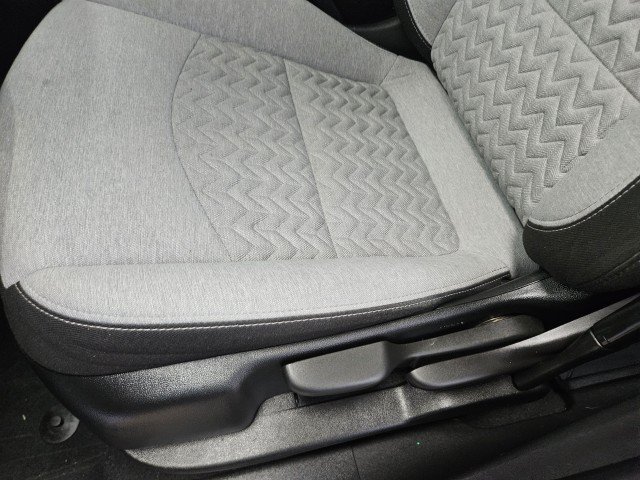 Used 2022 Chevrolet Equinox LS w/ LPO, Floor Liner Package FWD image 30
