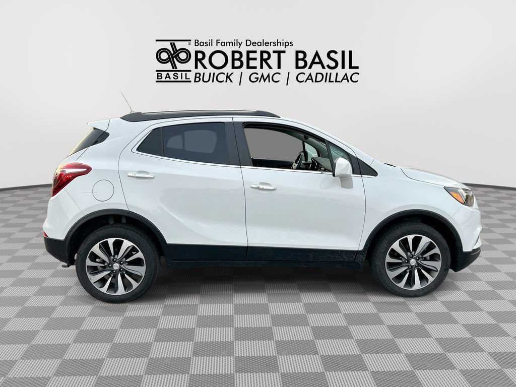 Used 2022 Buick Encore Preferred w/ Safety Package AWD/4WD image 9