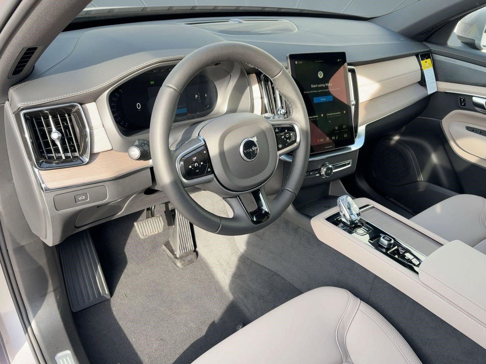 New 2026 Volvo XC90 B6 Plus w/ Protection Package Premier AWD/4WD image 4