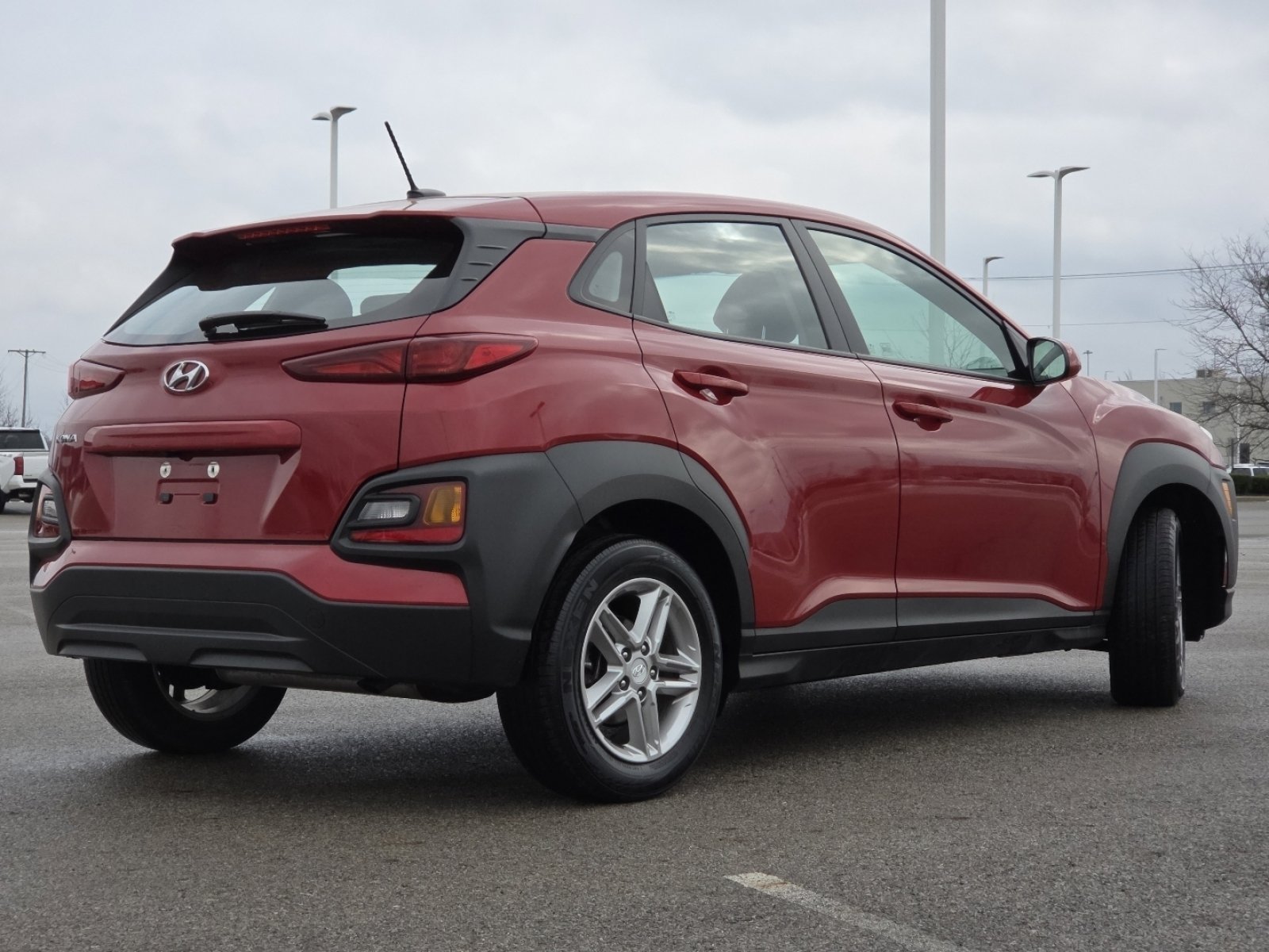 Used 2019 Hyundai Kona SE w/ Cargo Package image 16