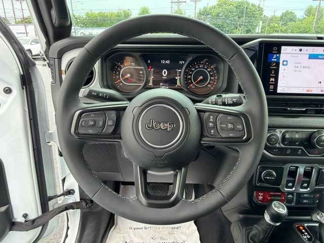 Used 2025 Jeep Wrangler Sport AWD/4WD image 20