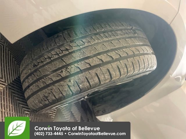 Certified 2024 Toyota Corolla SE image 28