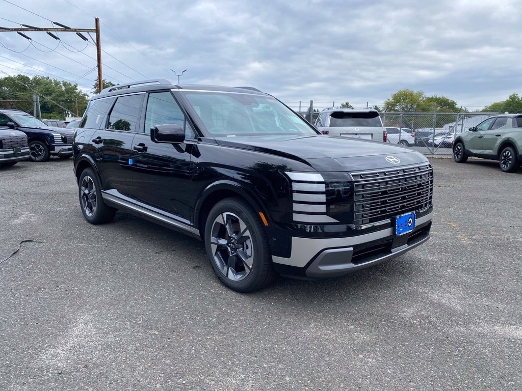 New 2027 Hyundai Palisade Limited AWD/4WD image 1