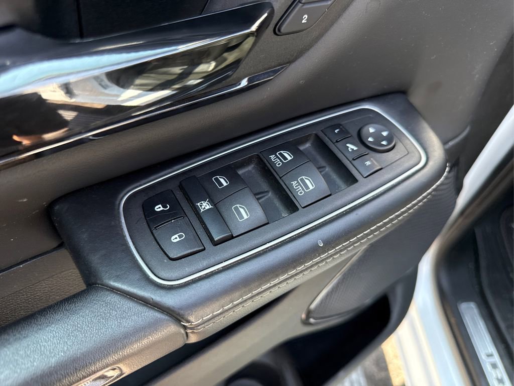 Used 2023 RAM 1500 Limited w/ Body Color Bumper Group image 36