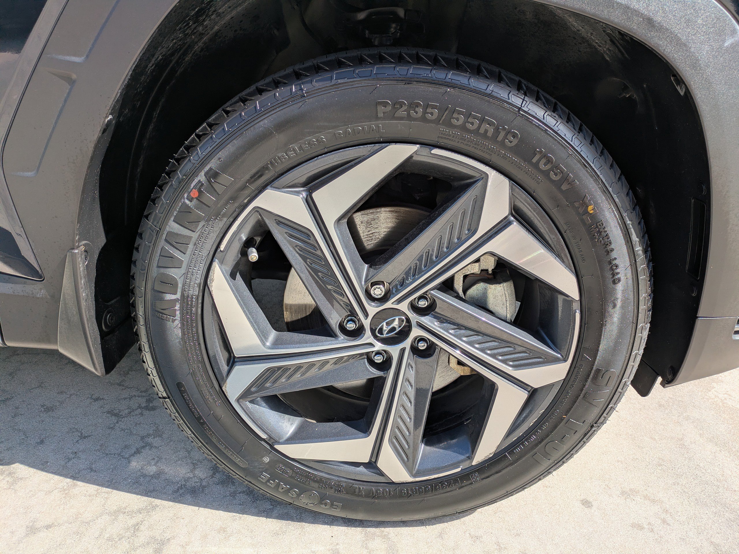 Certified 2024 Hyundai Tucson Limited image 9