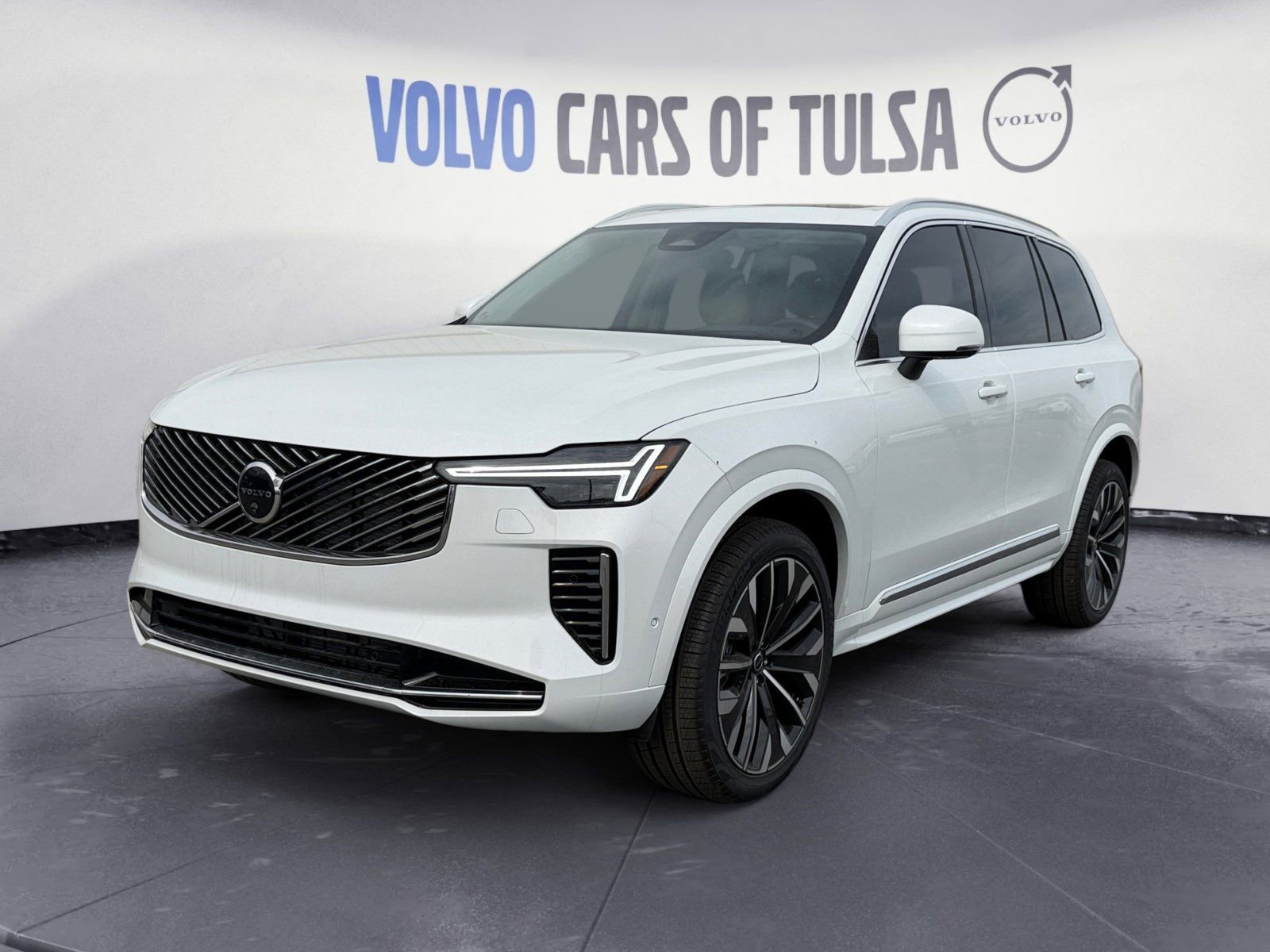 New 2026 Volvo XC90 B6 Ultra w/ Protection Package AWD/4WD image 1