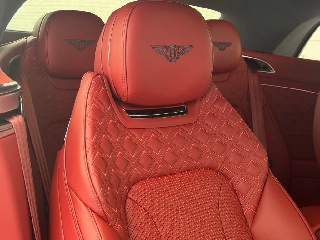Used 2023 Bentley Continental GT Azure image 51