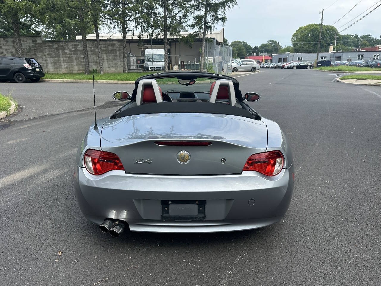 Used 2006 BMW Z4 3.0si RWD image 9