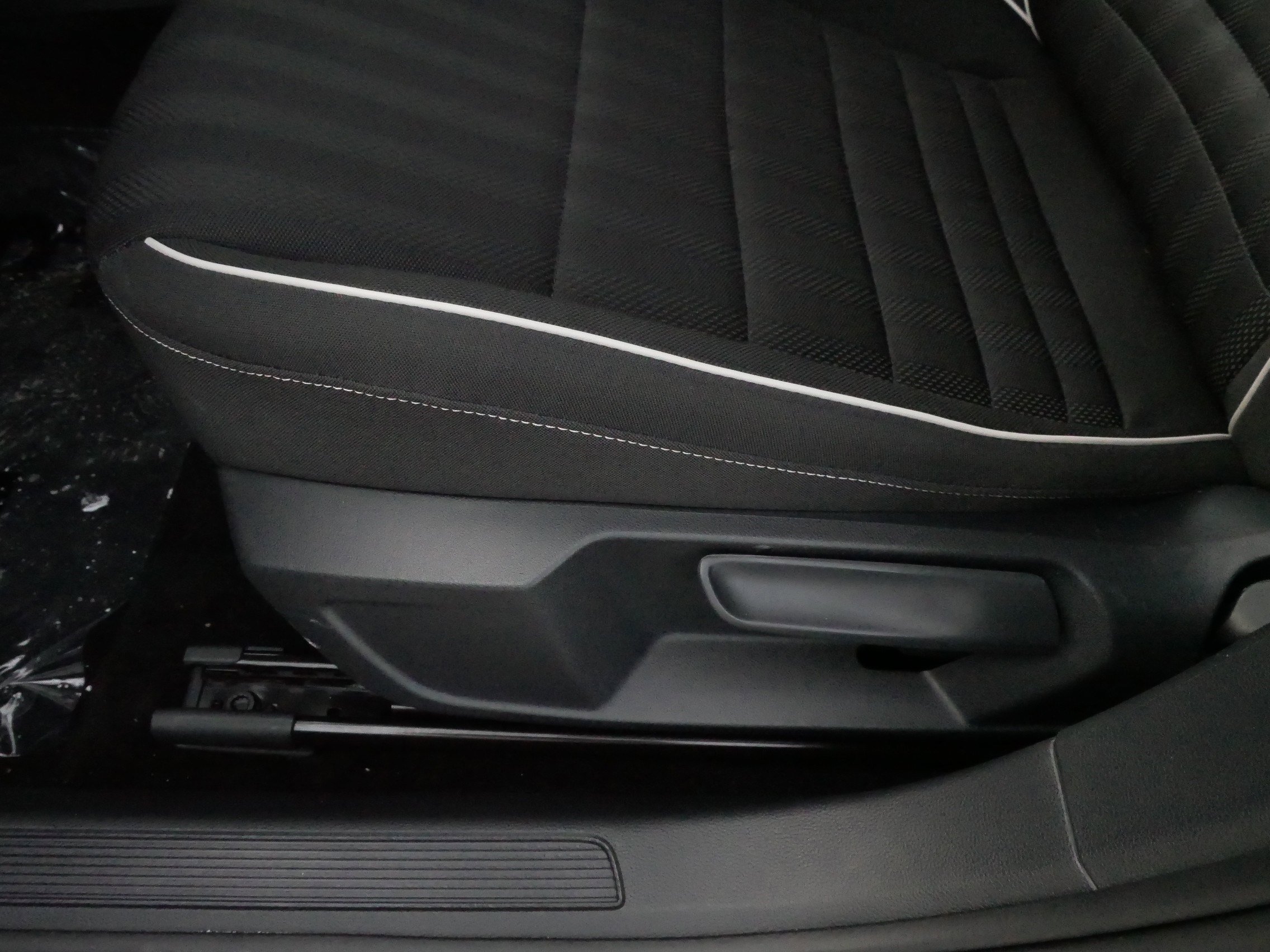 Certified 2024 Volkswagen Jetta Sport image 20