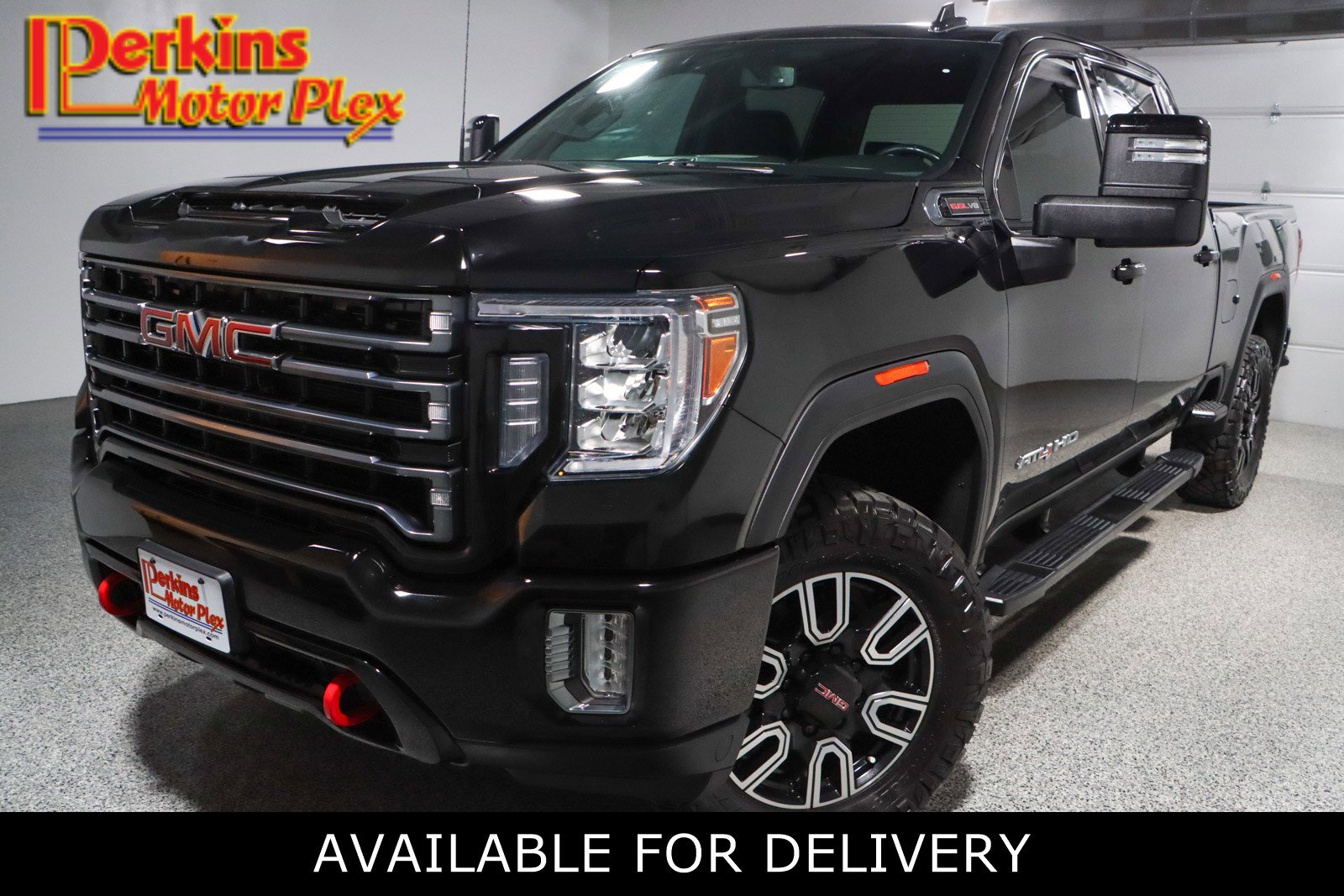 Used 2021 GMC Sierra 2500 AT4 image 1