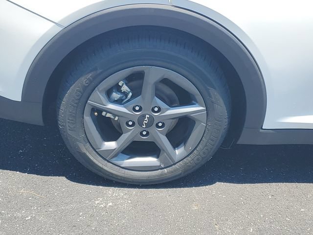 Used 2025 Kia K4 FWD image 7