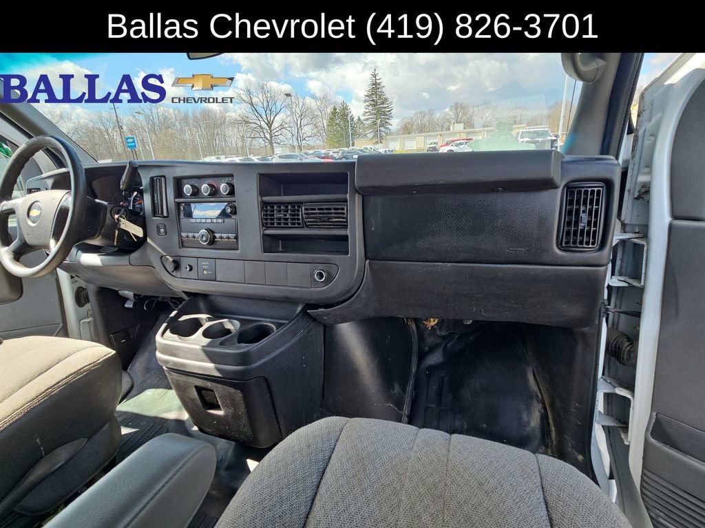 Used 2014 Chevrolet Express 2500 image 29