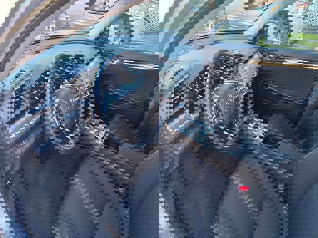 Used 2019 Honda Civic EX image 9