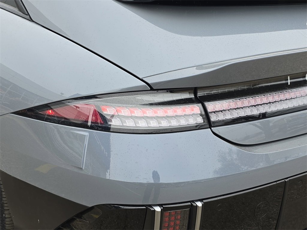 New 2025 Hyundai Ioniq 6 SE image 33