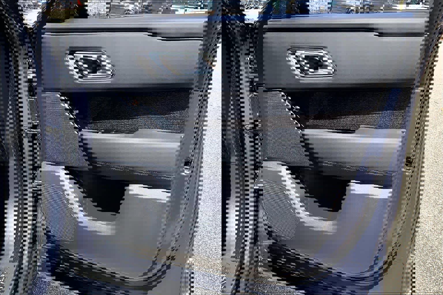 Used 2026 Land Rover Range Rover Velar Dynamic SE image 22