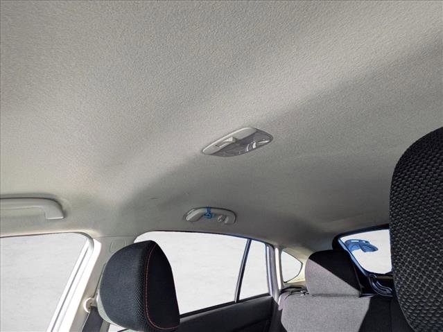 Used 2017 Subaru Crosstrek 2.0i Premium image 20