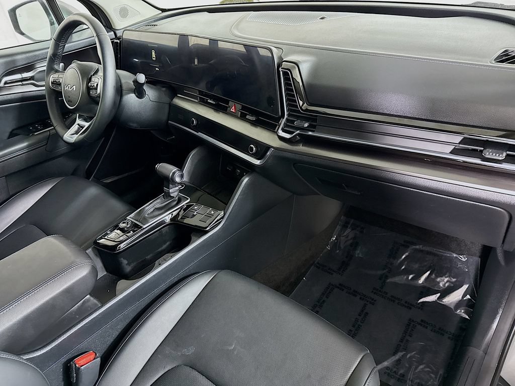 Certified 2024 Kia Sportage EX AWD/4WD image 32