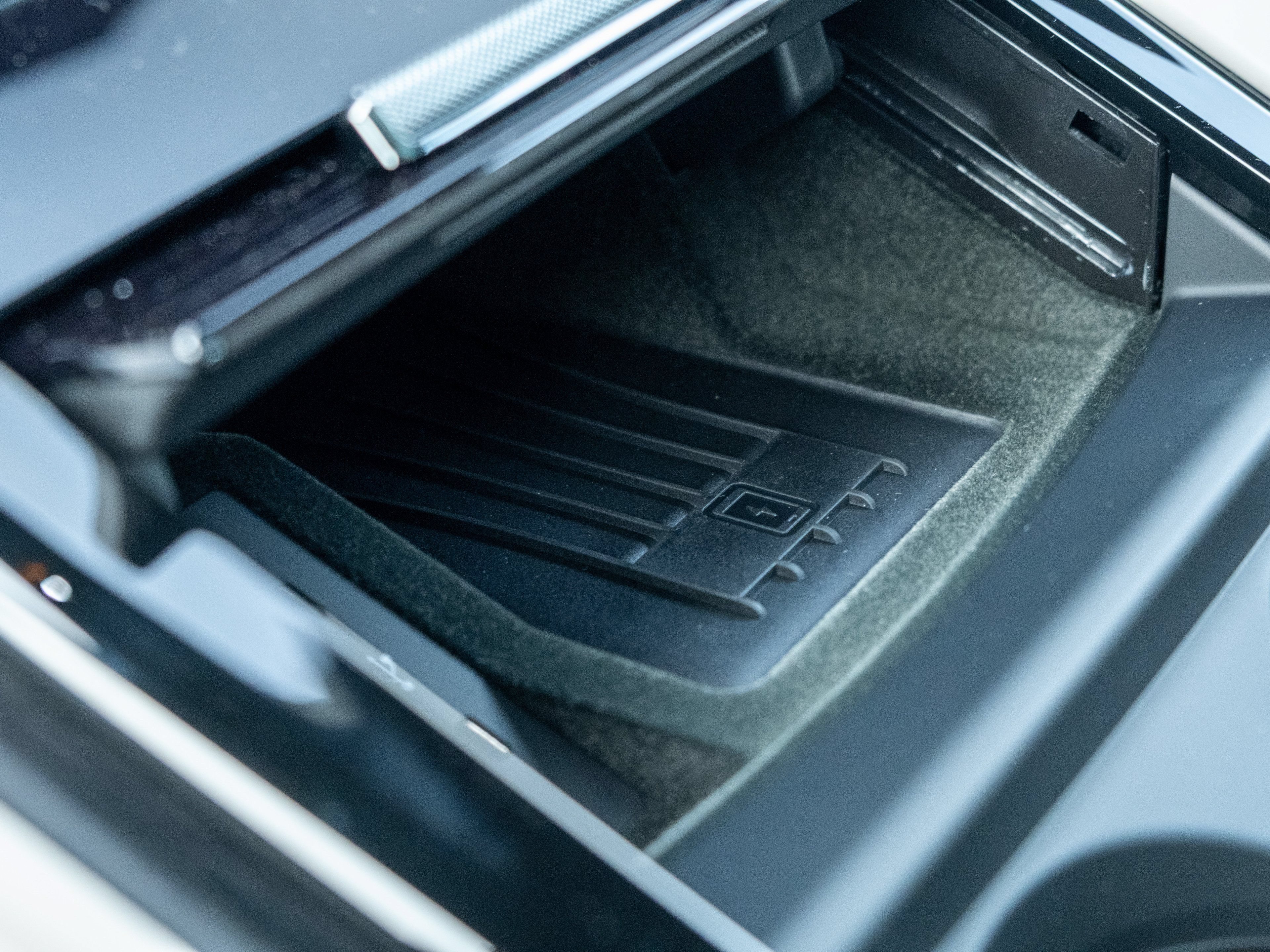 New 2026 Porsche Panamera 4 AWD/4WD image 27