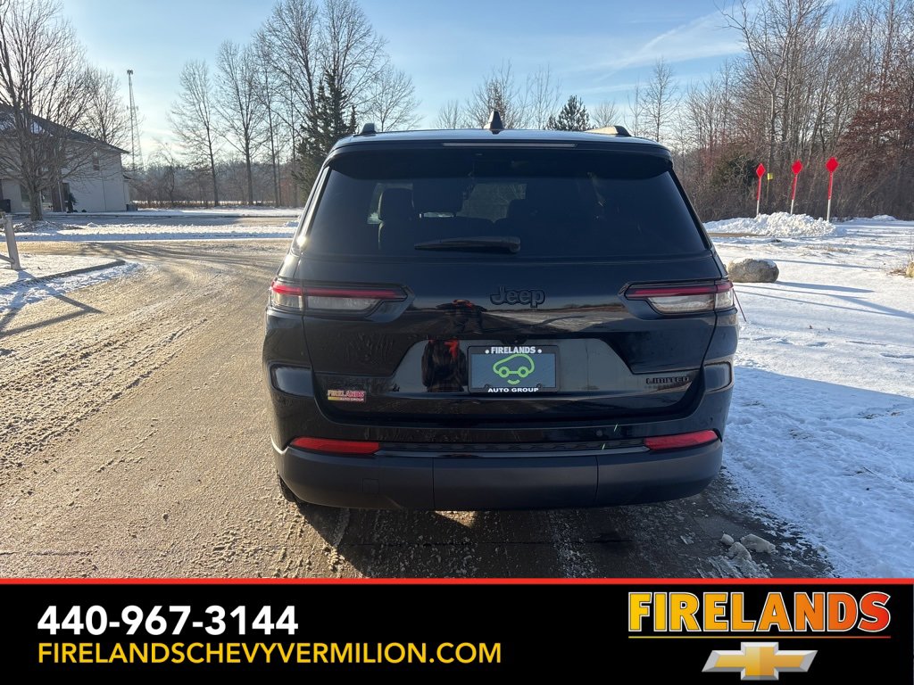 Used 2024 Jeep Grand Cherokee L Limited w/ Black Appearance Package image 8