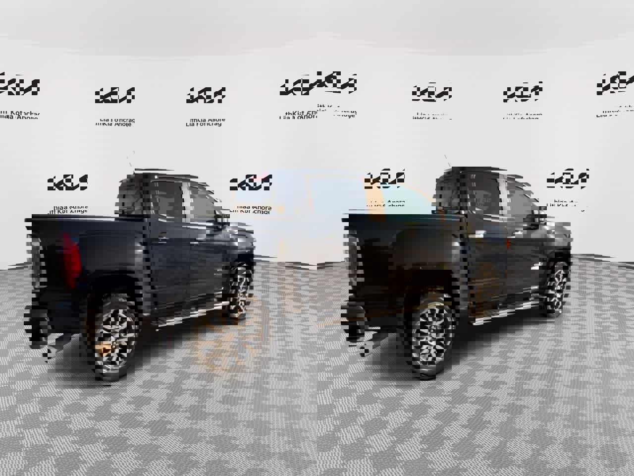 Used 2019 GMC Canyon Denali image 9