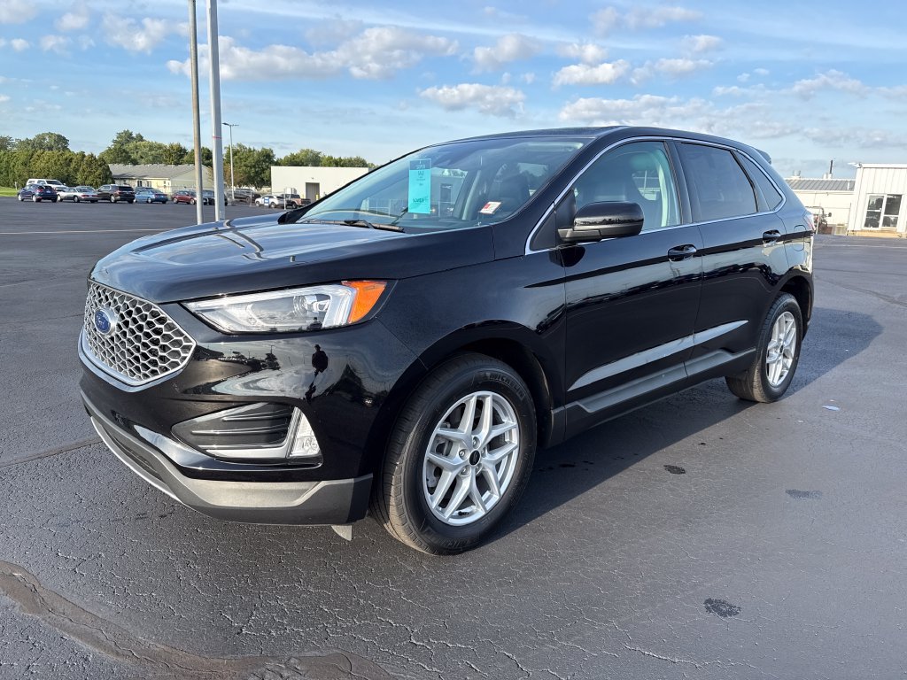 Used 2024 Ford Edge SEL w/ Convenience Package AWD/4WD image 5