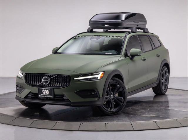 New 2026 Volvo V60 B5 Cross Country Plus w/ Climate Package
