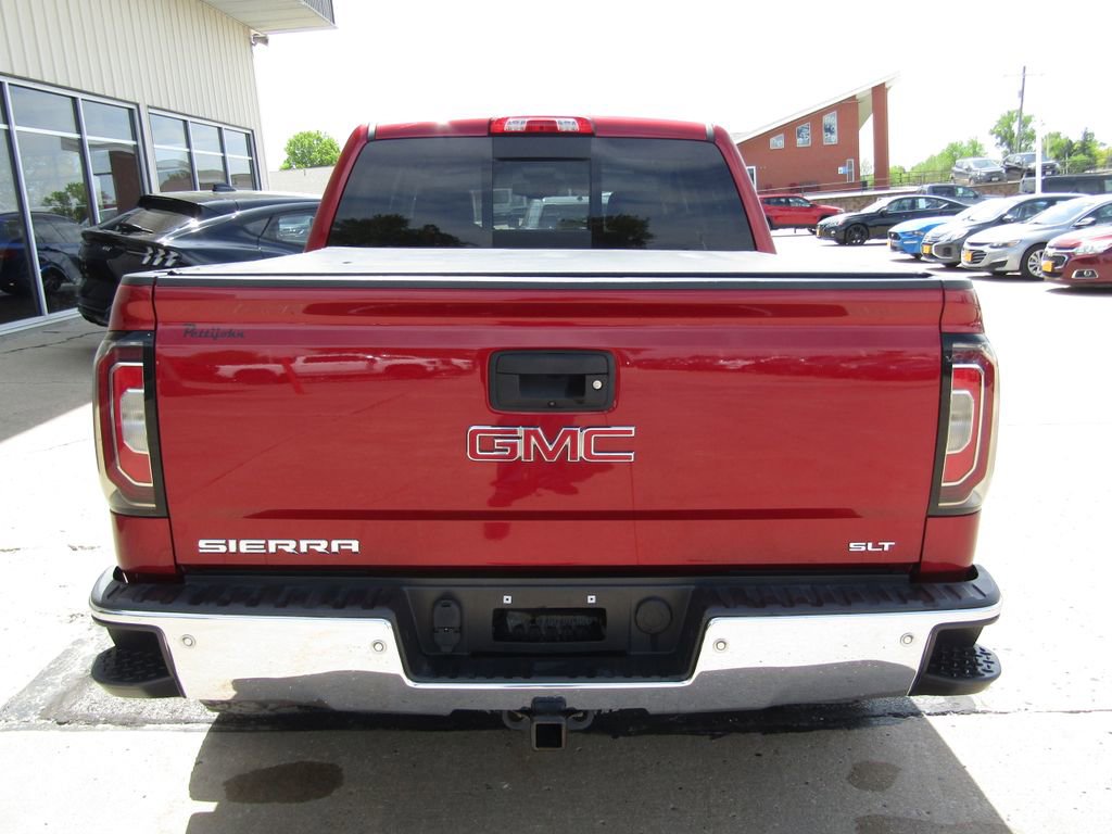 Used 2018 GMC Sierra 1500 SLT AWD/4WD image 4