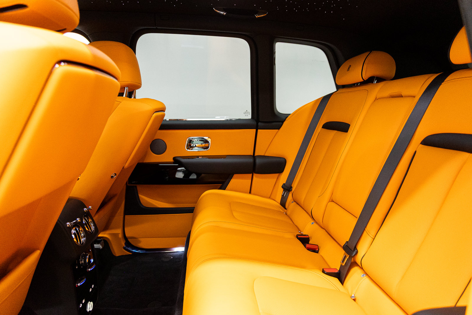 New 2027 Rolls-Royce Cullinan AWD/4WD image 45
