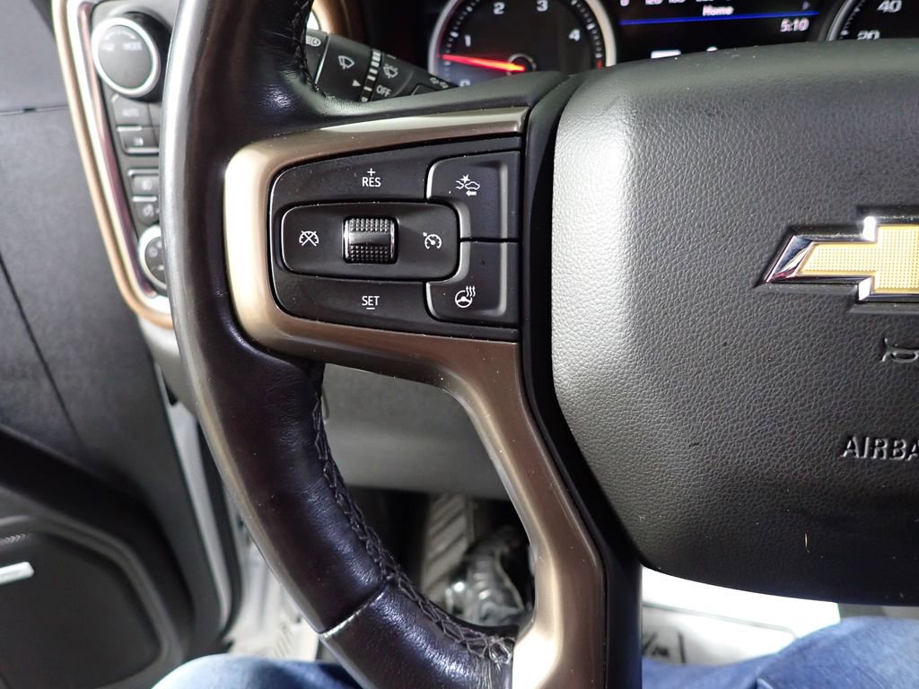 Used 2022 Chevrolet Silverado 3500 High Country w/ Z71 Off-Road Package image 31