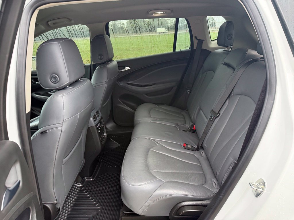 Used 2019 Buick Envision Essence FWD image 15