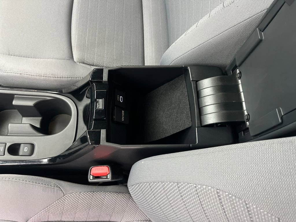 Certified 2024 Toyota Corolla SE image 28