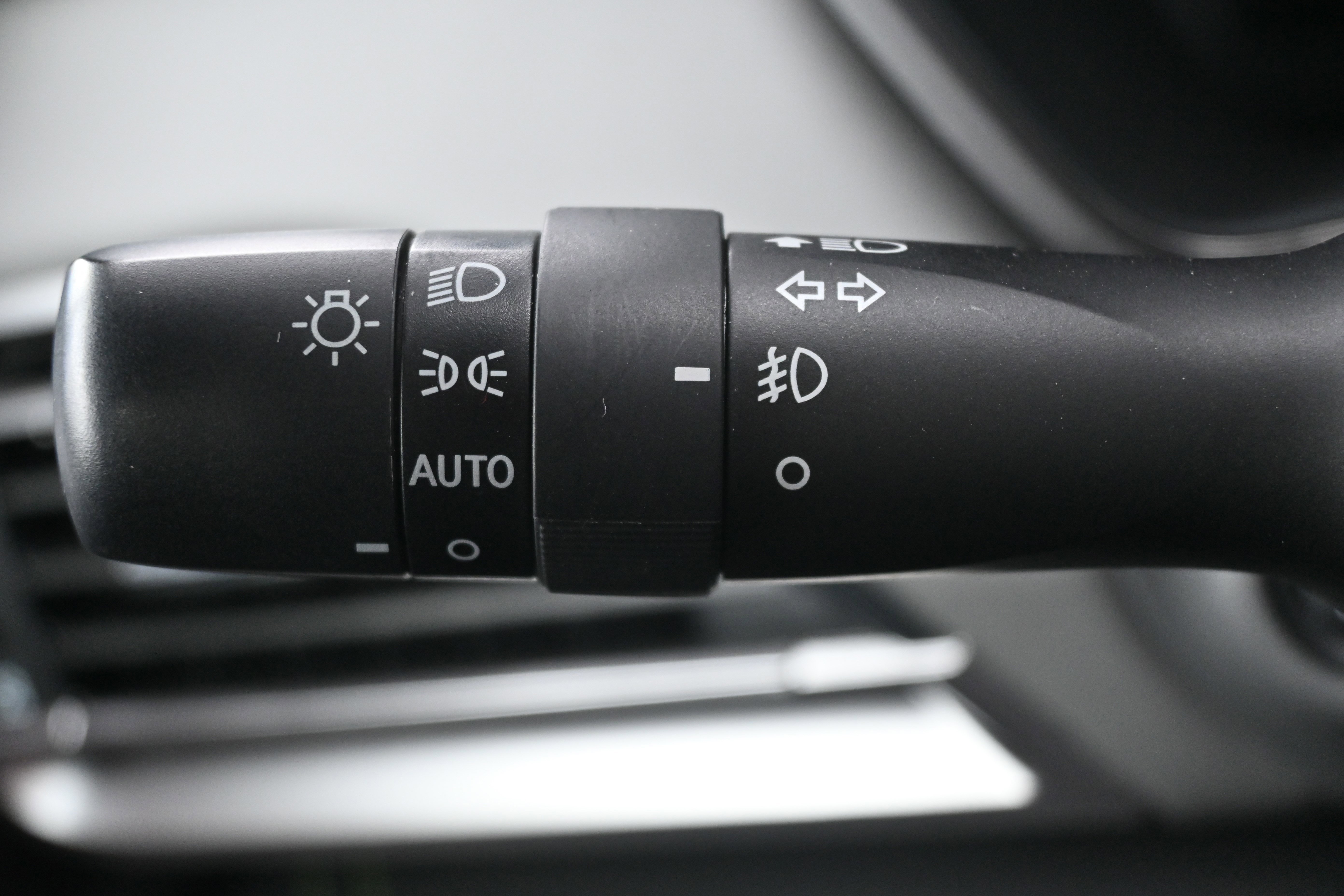 Certified 2025 Subaru Outback Onyx Edition image 28