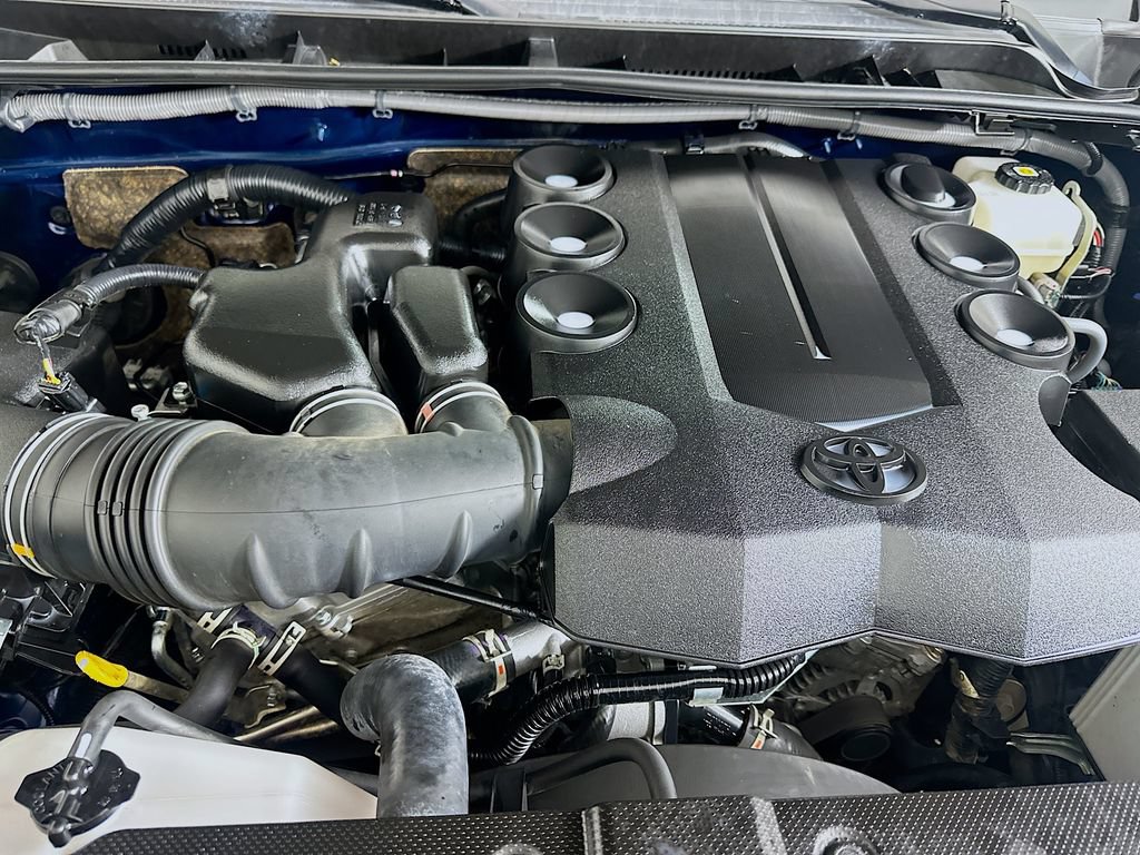 Certified 2023 Toyota 4Runner TRD Off-Road Premium w/ Moonroof Package AWD/4WD image 31