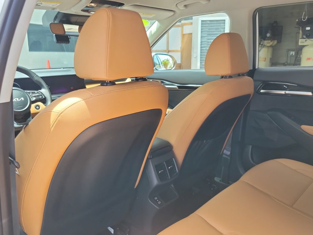 Certified 2024 Kia Seltos SX AWD/4WD image 13