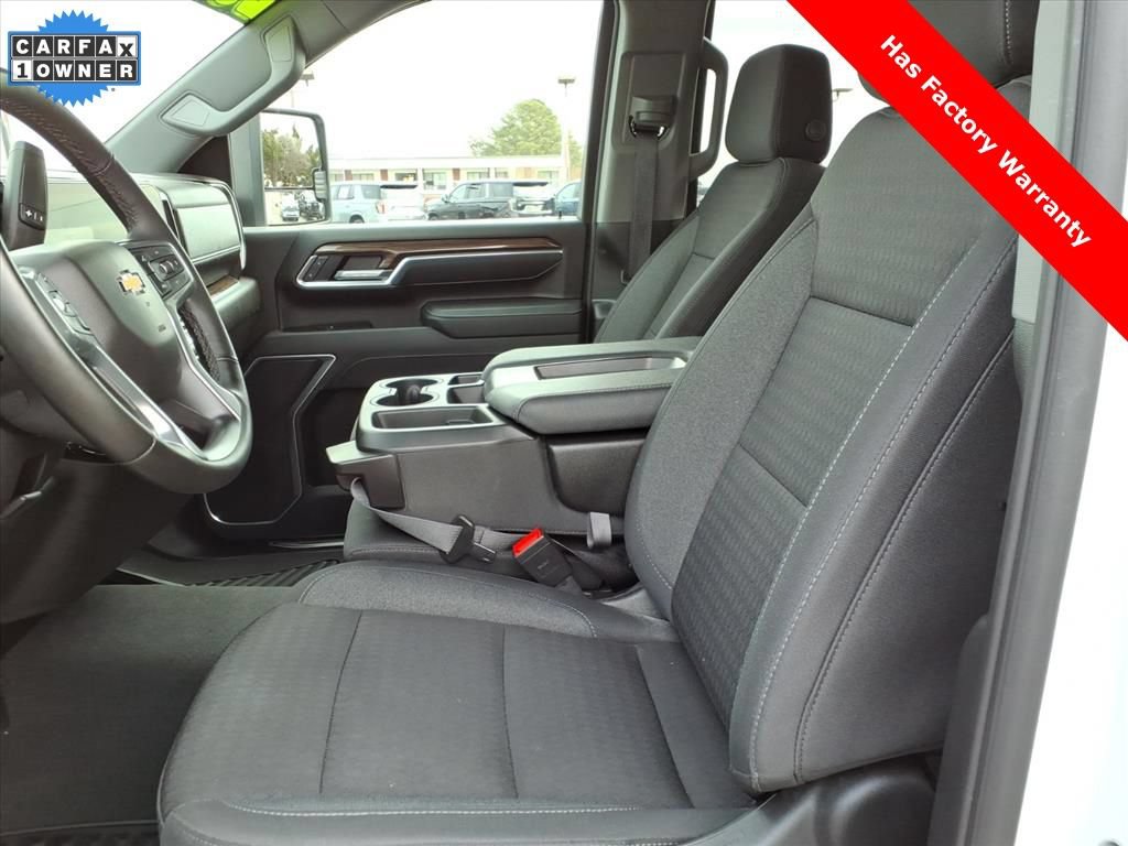 Used 2025 Chevrolet Silverado 2500 LT w/ Convenience Package image 20