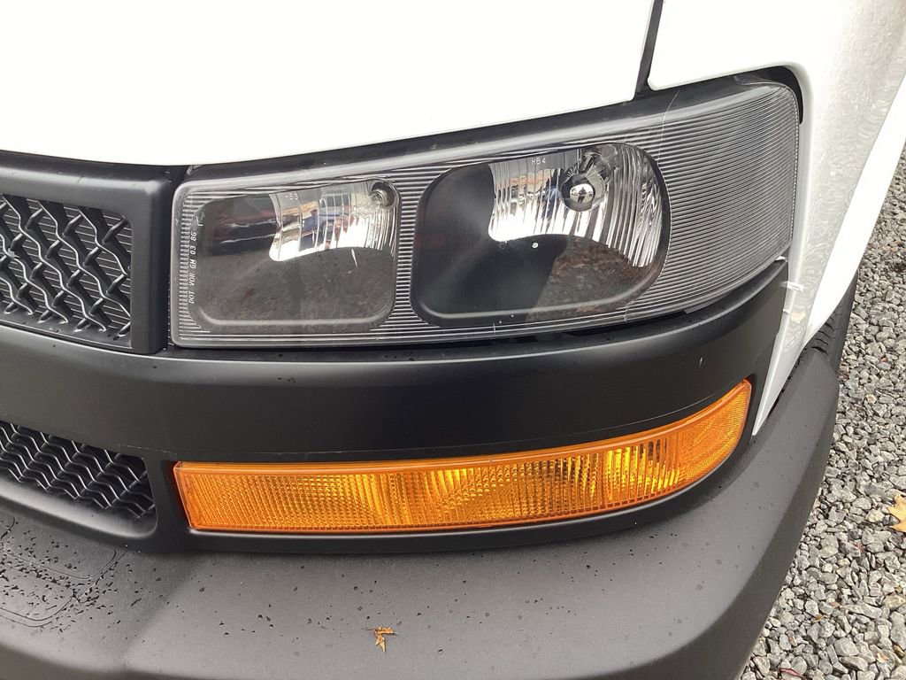 New 2025 Chevrolet Express 2500 image 25